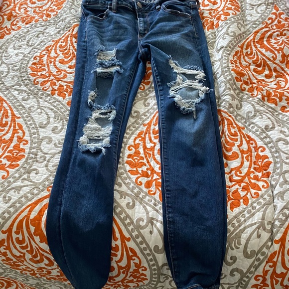 American Eagle Outfitters Pants - American Eagle super stretch jeggings